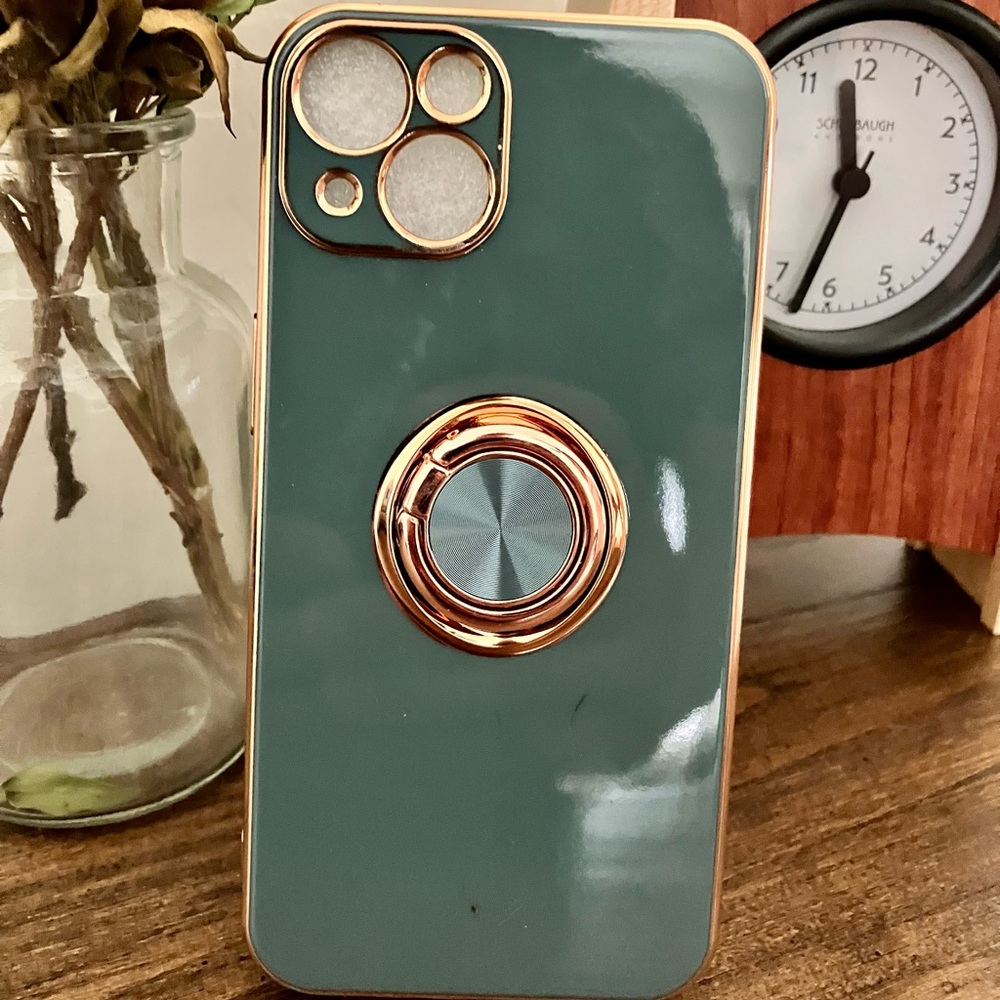 iPhone 13 case never used. Make an offer.